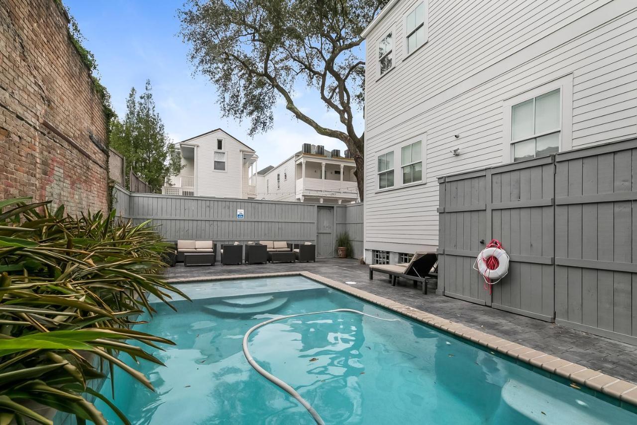 Apartment 3br By Hosteeva Close To St Charles W Pool *