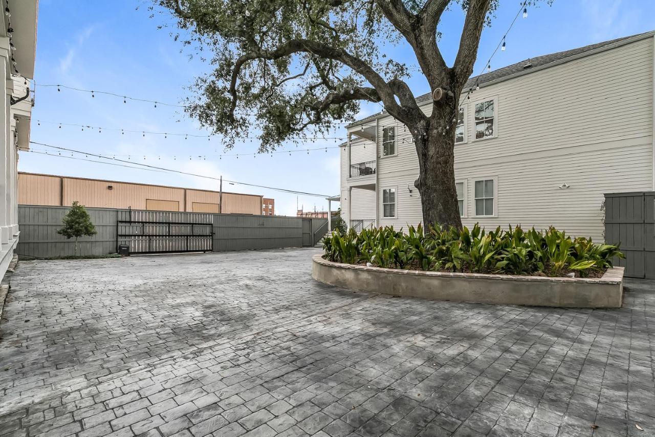 Apartment 3br By Hosteeva Close To St Charles W Pool