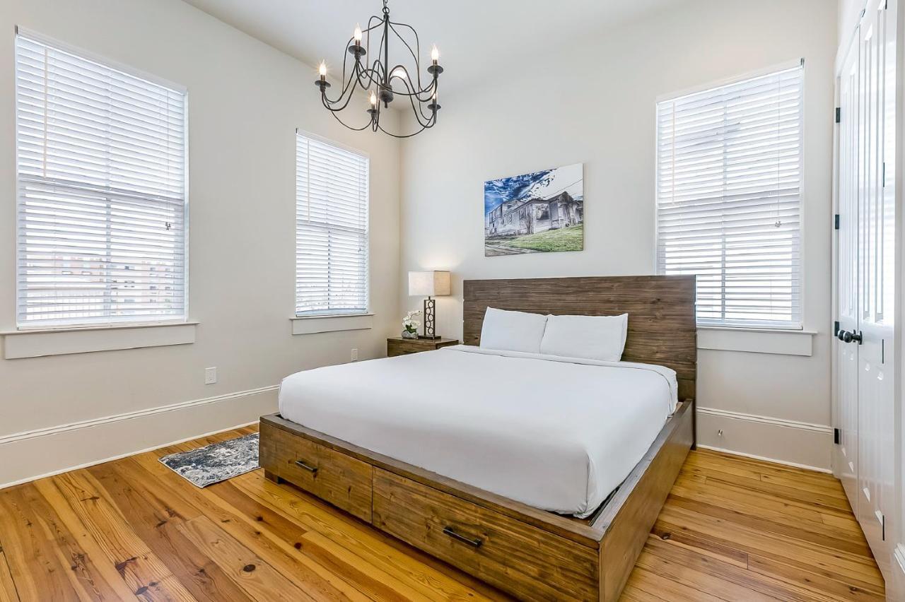 Apartment 3br By Hosteeva Close To St Charles W Pool