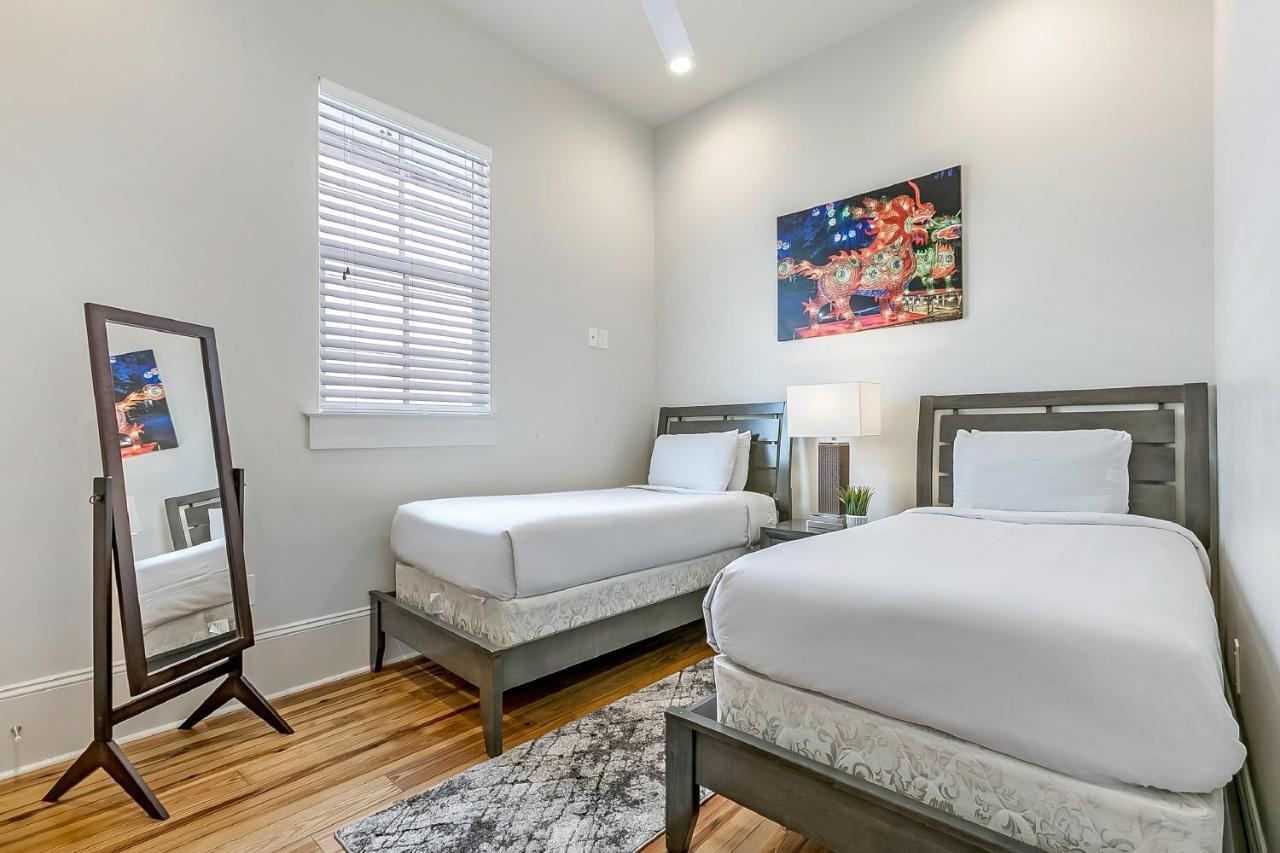 Apartment 3br By Hosteeva Close To St Charles W Pool